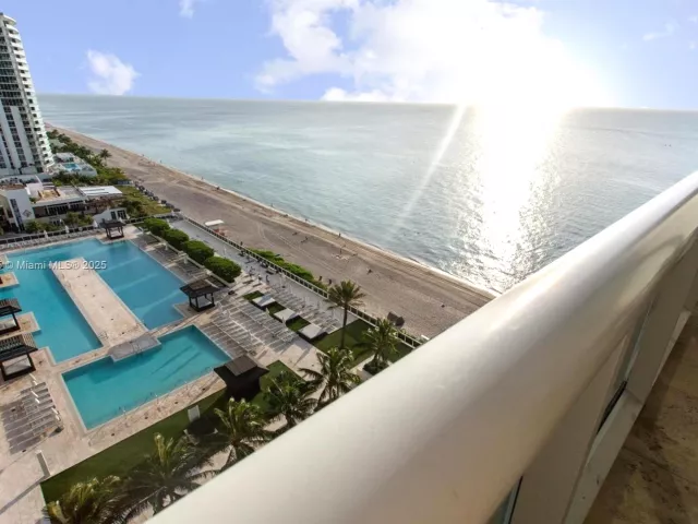 Продажа квартиры #1712 - фото 6152075