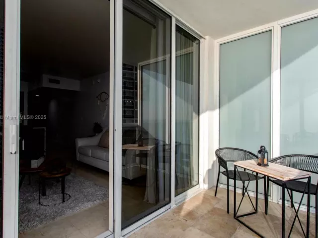 Продажа квартиры #1712 - фото 6152060