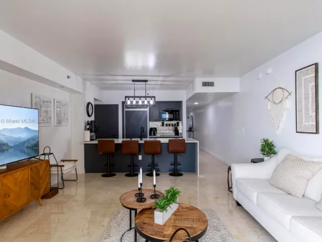 Продажа квартиры #1712 - фото 6152063