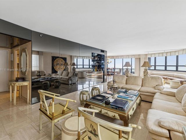 Продажа квартиры #1202 - фото 5604347