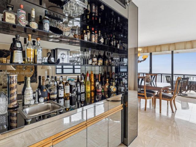 Продажа квартиры #1202 - фото 5604353