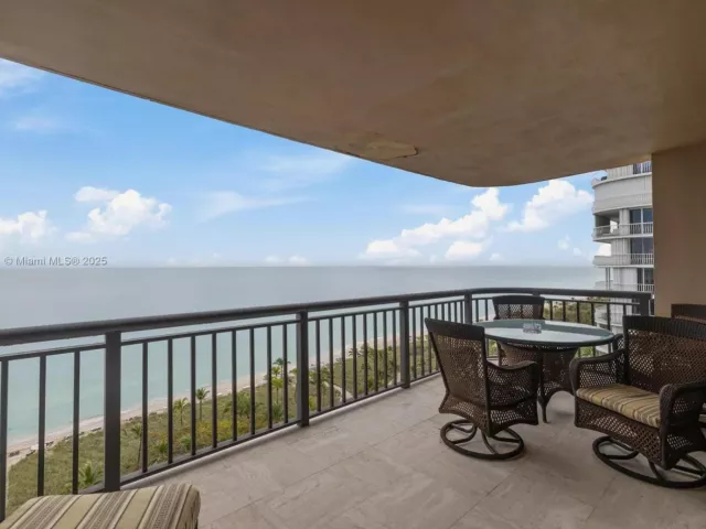 Продажа квартиры #1202 - фото 5604356