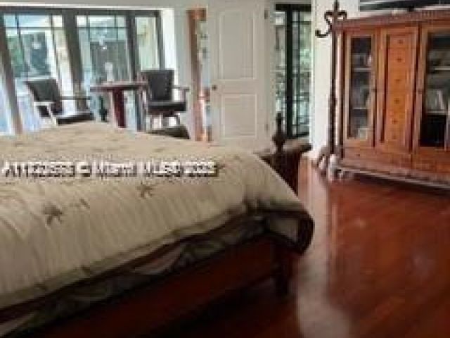 Продажа дома по адресу 14501 SW 67th Ave - фото 5560352