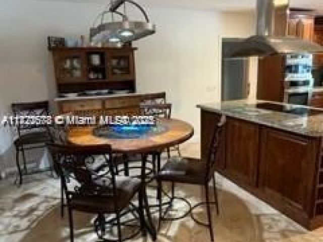 Продажа дома по адресу 14501 SW 67th Ave - фото 5560365