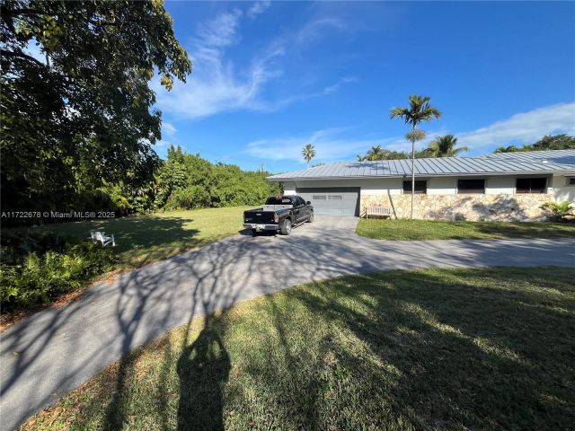 Продажа дома по адресу 14501 SW 67th Ave - фото 5560375