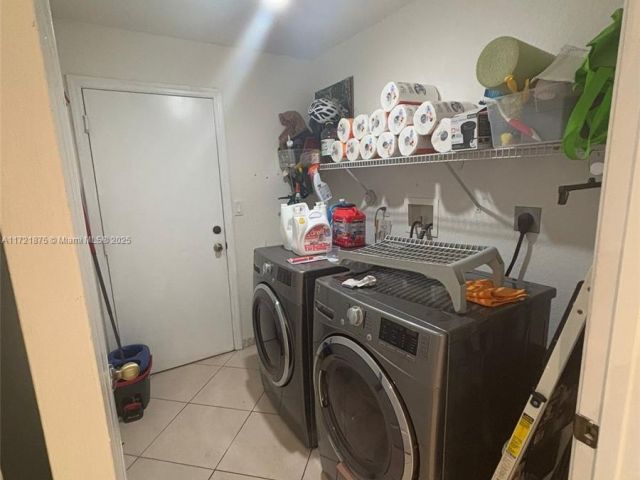 Продажа дома по адресу 5323 NW 109th Ct - фото 5815347