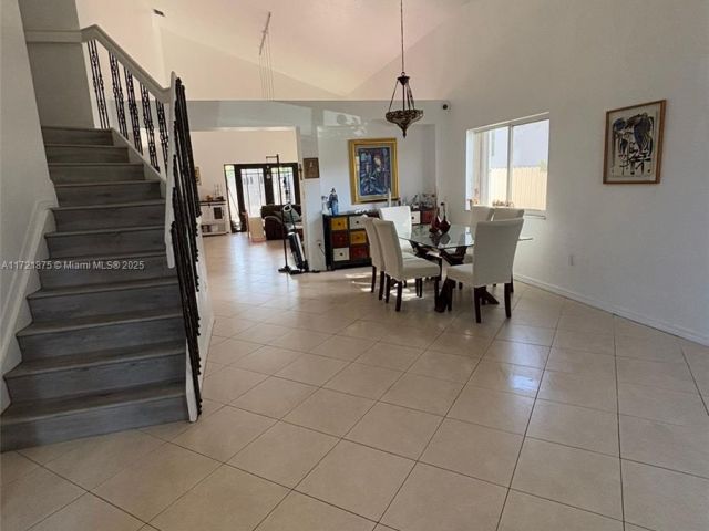 Продажа дома по адресу 5323 NW 109th Ct - фото 5815353