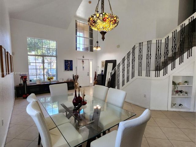 Продажа дома по адресу 5323 NW 109th Ct - фото 5815357