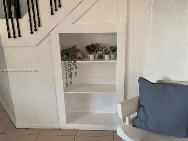 Продажа дома по адресу 5323 NW 109th Ct - фото 5815359