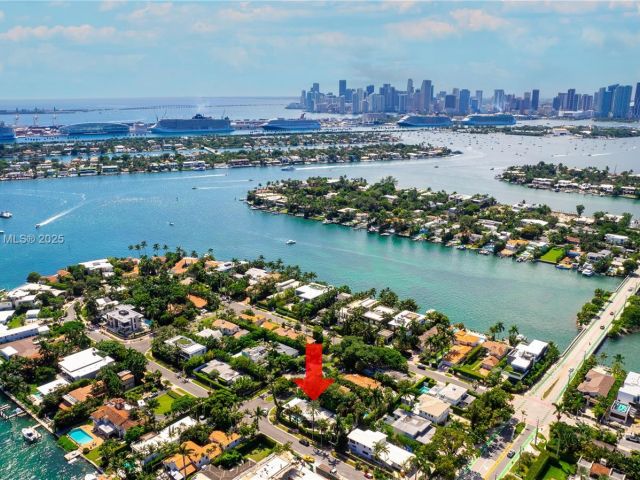 Продажа дома по адресу 200 E Rivo Alto Dr - фото 5516193