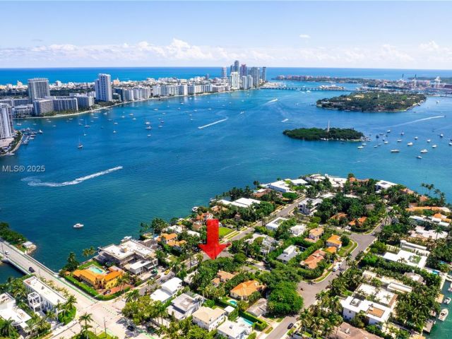 Продажа дома по адресу 200 E Rivo Alto Dr - фото 5516195