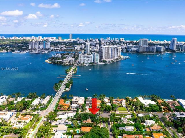 Продажа дома по адресу 200 E Rivo Alto Dr - фото 5516197