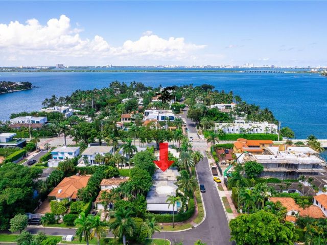 Продажа дома по адресу 200 E Rivo Alto Dr - фото 5516203