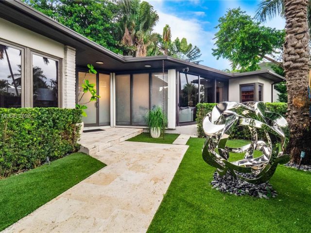 Продажа дома по адресу 200 E Rivo Alto Dr - фото 5516208