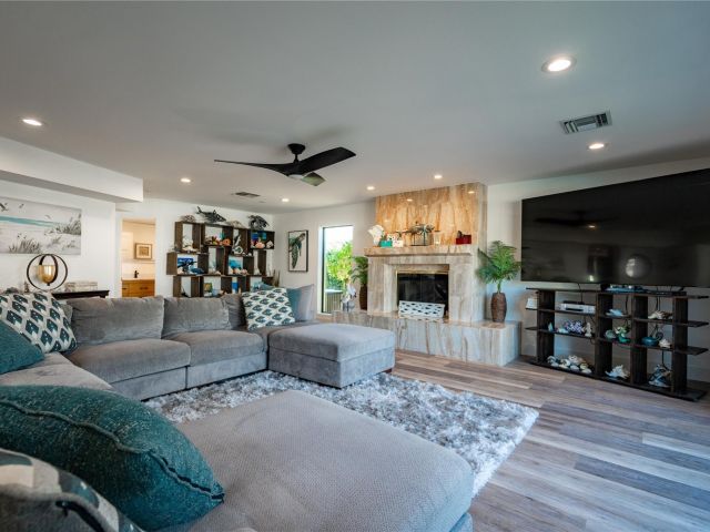 Продажа дома по адресу 2817 NE 26th Ct - фото 6251241