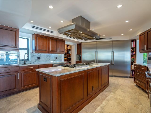 Продажа дома по адресу 2817 NE 26th Ct - фото 6251245