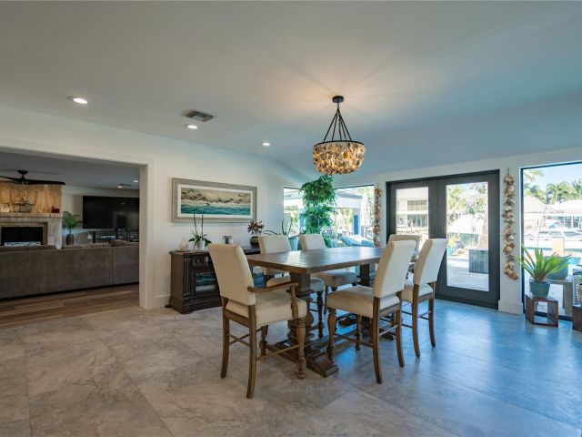 Продажа дома по адресу 2817 NE 26th Ct - фото 6251251