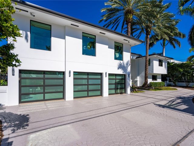 Продажа дома по адресу 2817 NE 26th Ct - фото 6251255