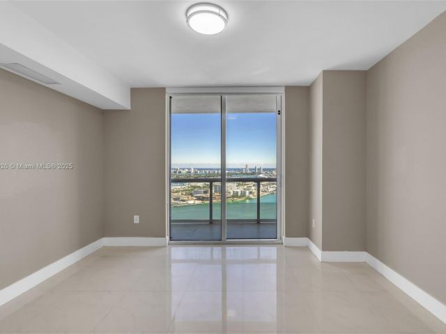 Продажа квартиры #4208 - фото 6200122