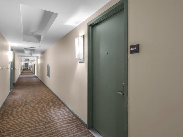 Продажа квартиры #4208 - фото 6200134