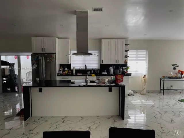 Продажа дома по адресу 981 NW 134th Ave - фото 6237620