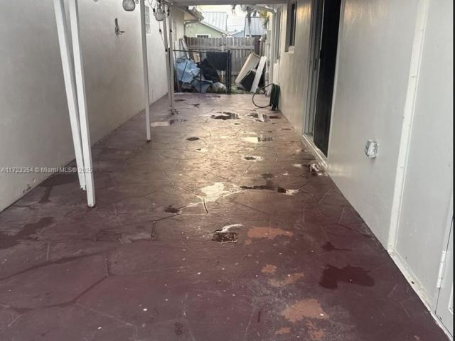 Продажа дома по адресу 981 NW 134th Ave - фото 6237615