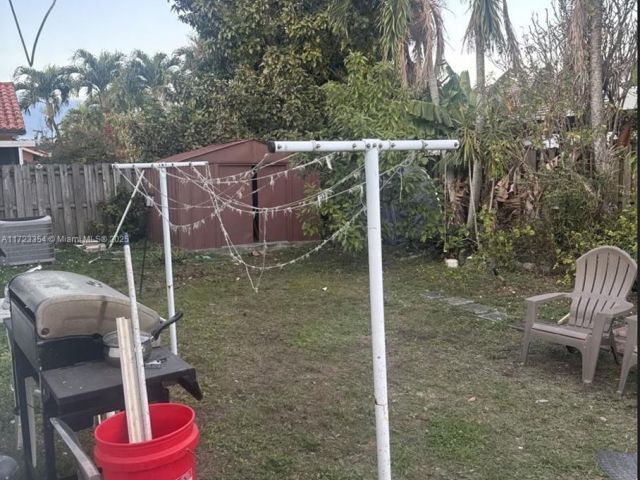 Продажа дома по адресу 981 NW 134th Ave - фото 6237617