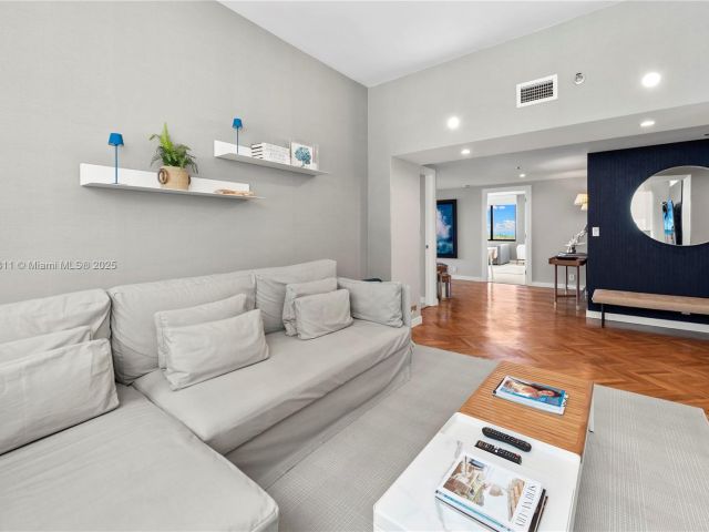 Квартира в аренду номер1002 - фото 5647720