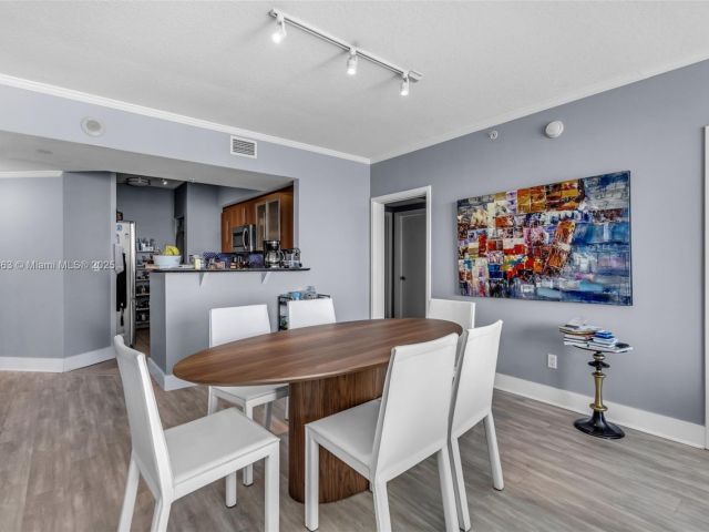 Продажа квартиры #3726 - фото 5638506