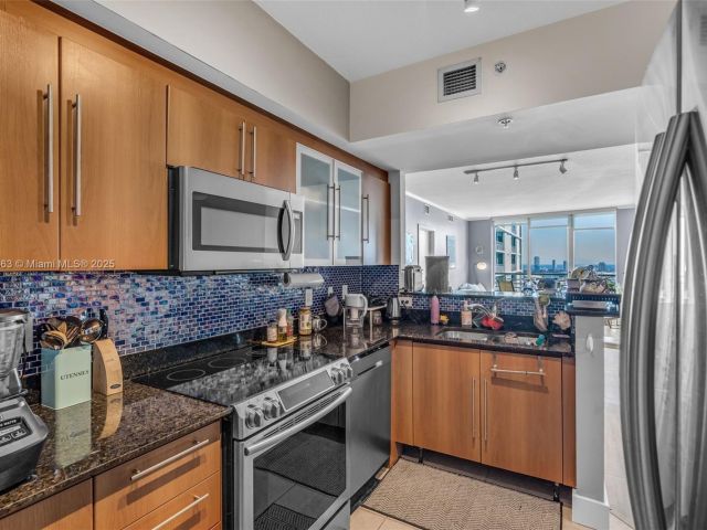 Продажа квартиры #3726 - фото 5638513