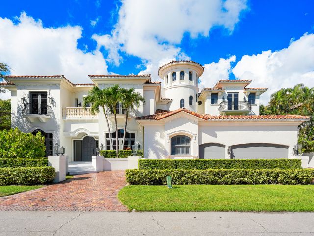 Дом в аренду по адресу 155 SE Spanish Trail - фото 6399162