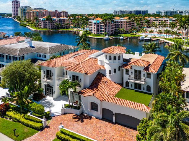 Дом в аренду по адресу 155 SE Spanish Trail - фото 6399163