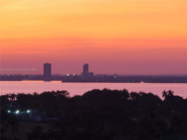 Продажа квартиры #1011 - фото 7434327