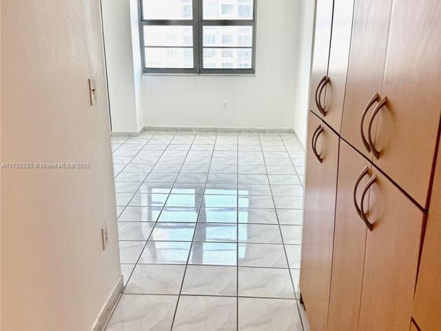 Квартира в аренду номер1011 - фото 5682214