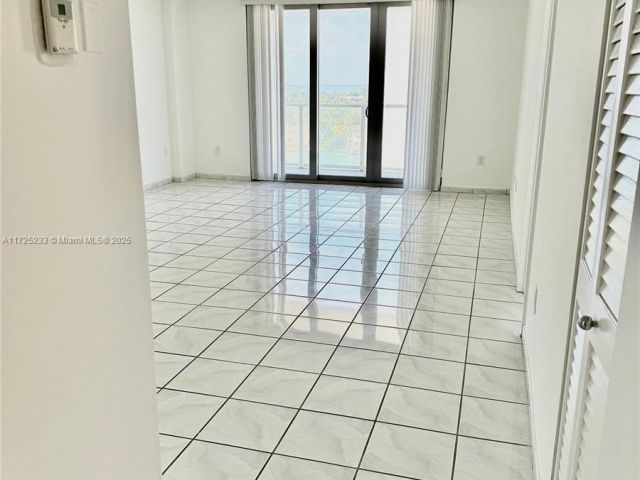 Квартира в аренду номер1011 - фото 7432526