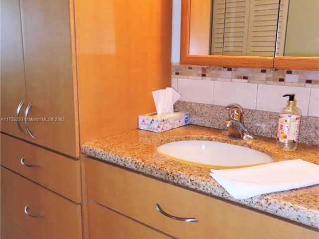 Квартира в аренду номер1011 - фото 7432545