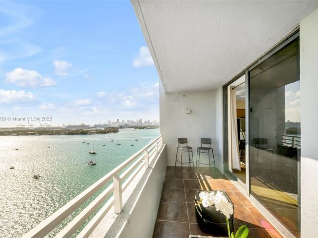 Продажа квартиры #1904 - фото 5721732