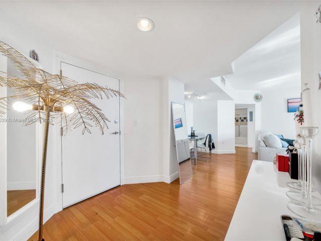 Продажа квартиры #1904 - фото 5721747