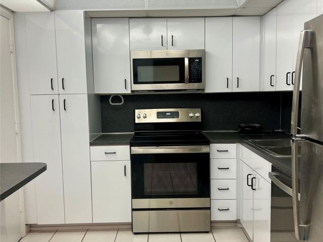 Продажа квартиры #1210 - фото 5710212