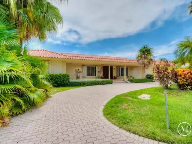 Дом в аренду по адресу 12 Isla Bahia Dr - фото 5569852