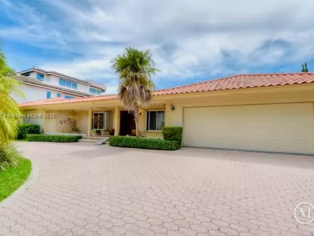 Дом в аренду по адресу 12 Isla Bahia Dr - фото 5569853