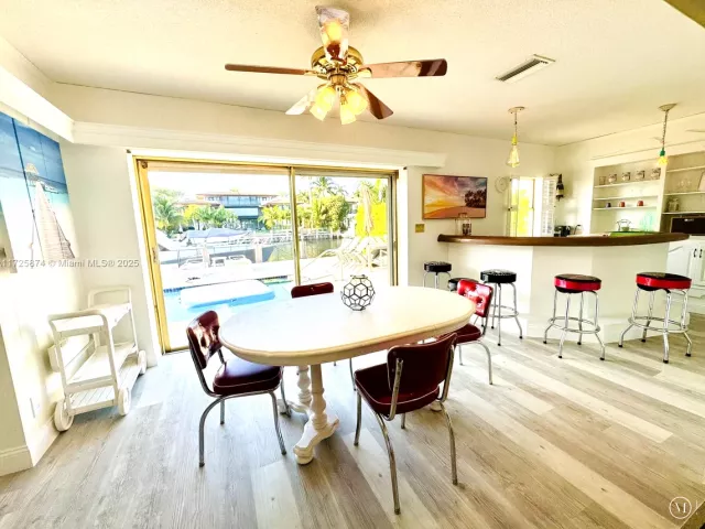 Дом в аренду по адресу 12 Isla Bahia Dr - фото 5569842