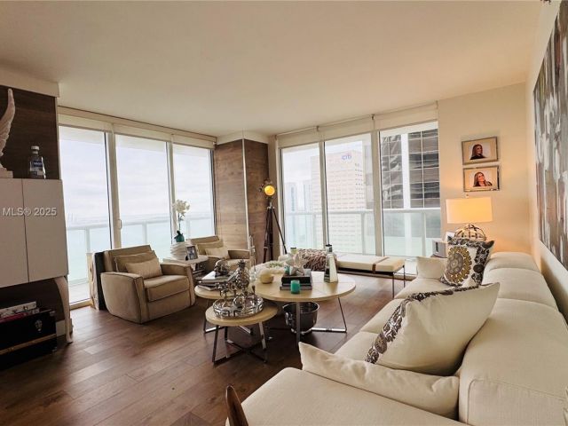 Продажа квартиры #3510 - фото 5630291