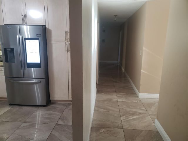 Продажа дома по адресу 19421 NW 18th Ct - фото 5746477