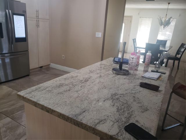 Продажа дома по адресу 19421 NW 18th Ct - фото 5746479