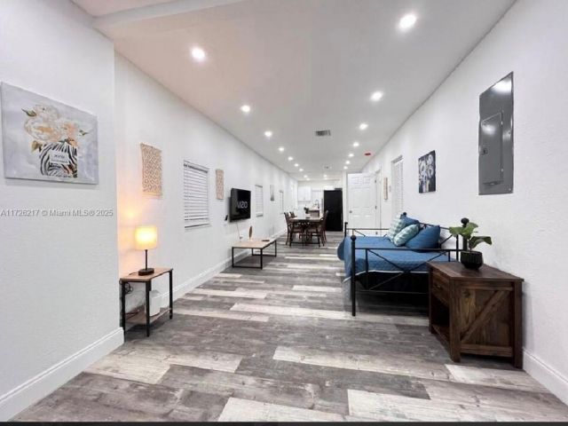 Продажа дома по адресу 1741 NW 68th Ter - фото 6851191