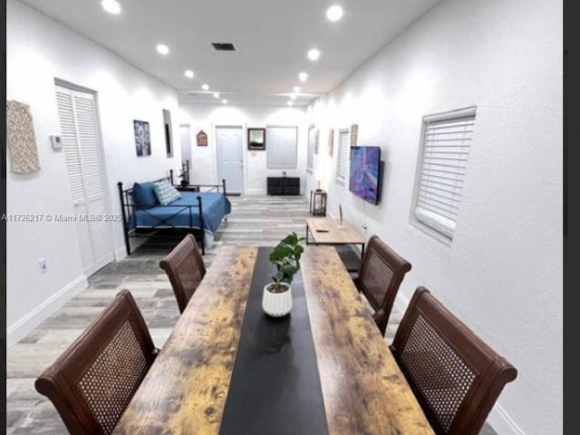 Продажа дома по адресу 1741 NW 68th Ter - фото 6851193