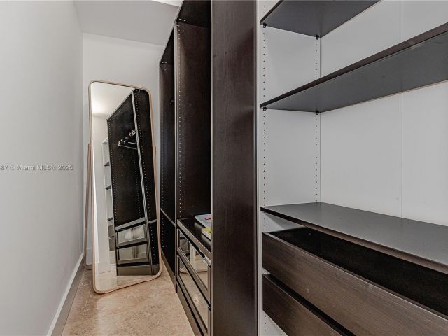 Продажа квартиры #1515 - фото 5611900