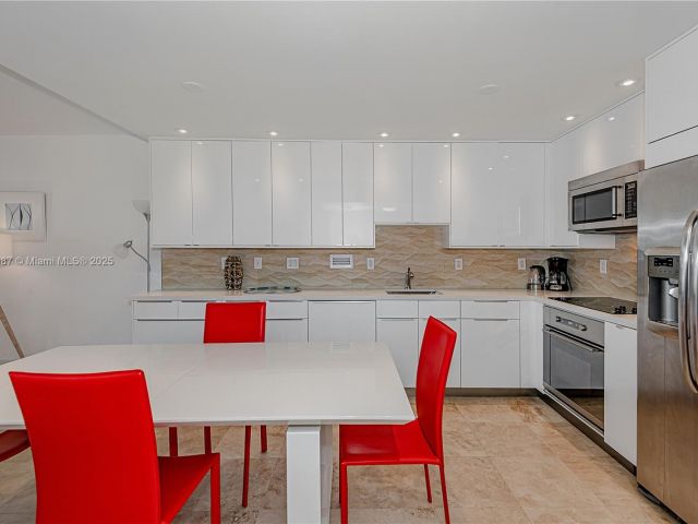 Продажа квартиры #1515 - фото 5611906