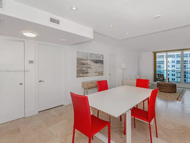 Продажа квартиры #1515 - фото 5611914